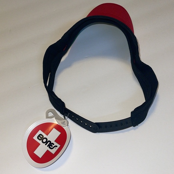 🆕 Bones Bearings Black and Red Snap Back Adjustable Visor Hat - Picture 7 of 7